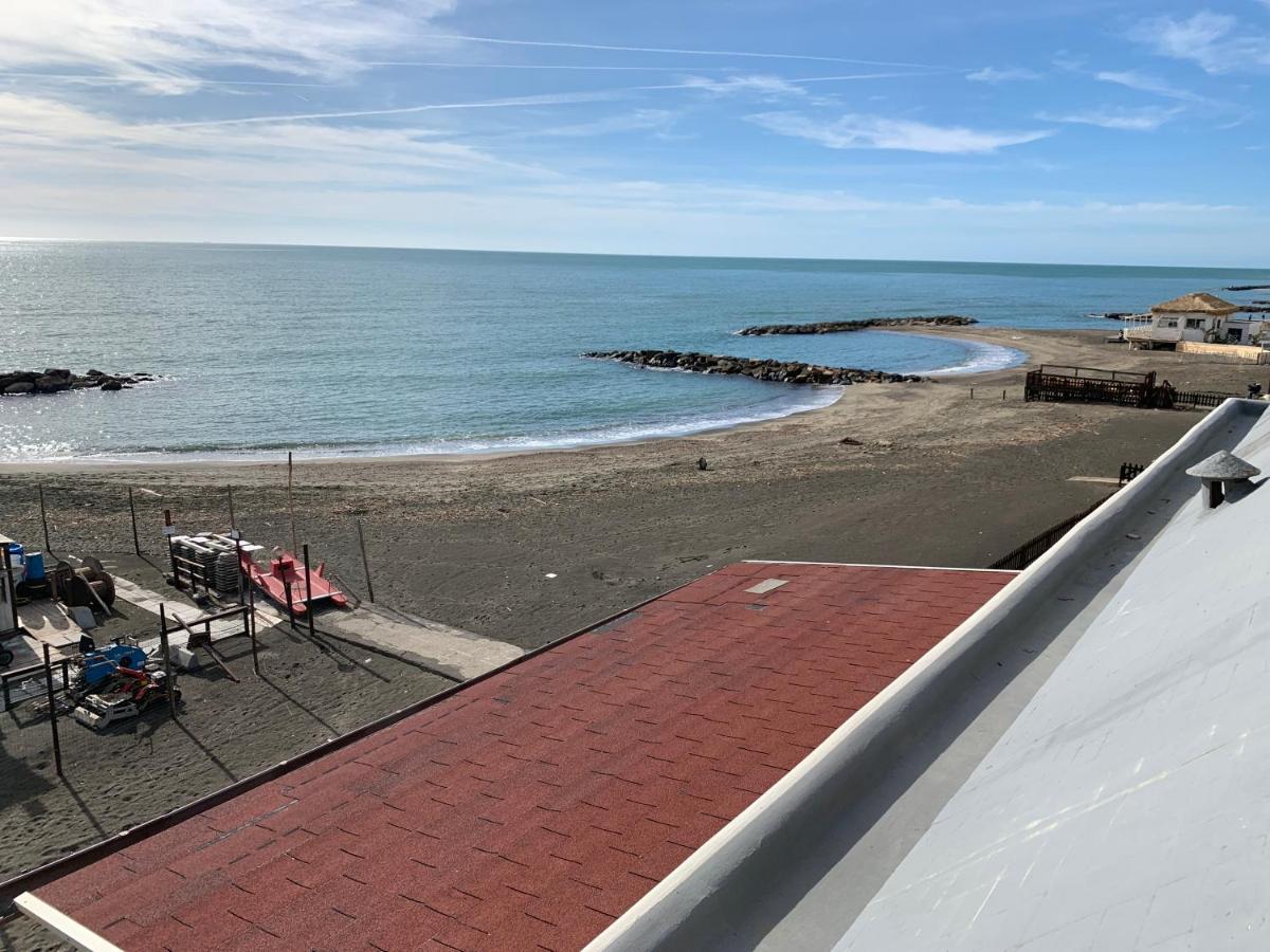 Roma Meraviglioso Attico Sul Mare Ladispoli Bagian luar foto