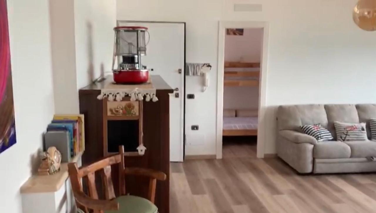 Roma Meraviglioso Attico Sul Mare Ladispoli Bagian luar foto